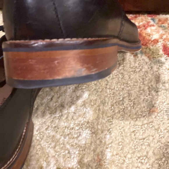 Men’s Johnston and Murphy black leather dress shoe in great condition - Picture 7 of 13